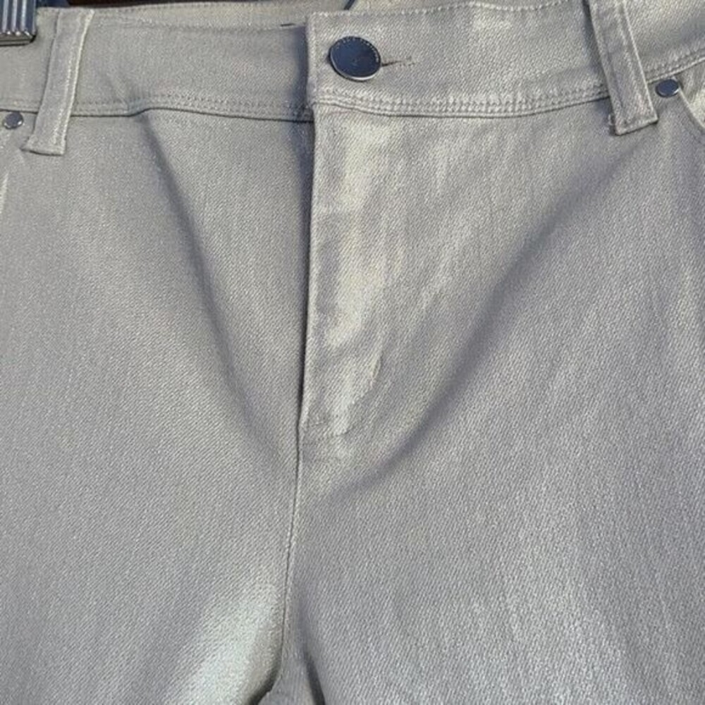 Chico's Platinum Pants Metallic Silver Crop Jeans NWT Size 0 US  Sz 4 - Picture 5 of 11